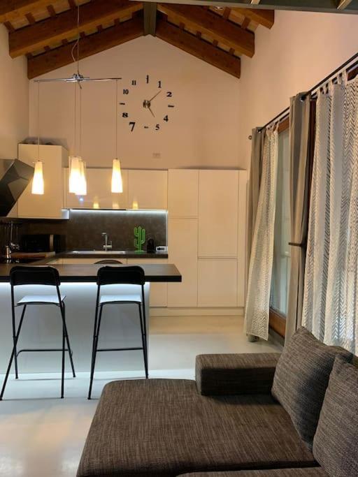 Benvenuti In Casa Peluca! Apartment Mestre Luaran gambar