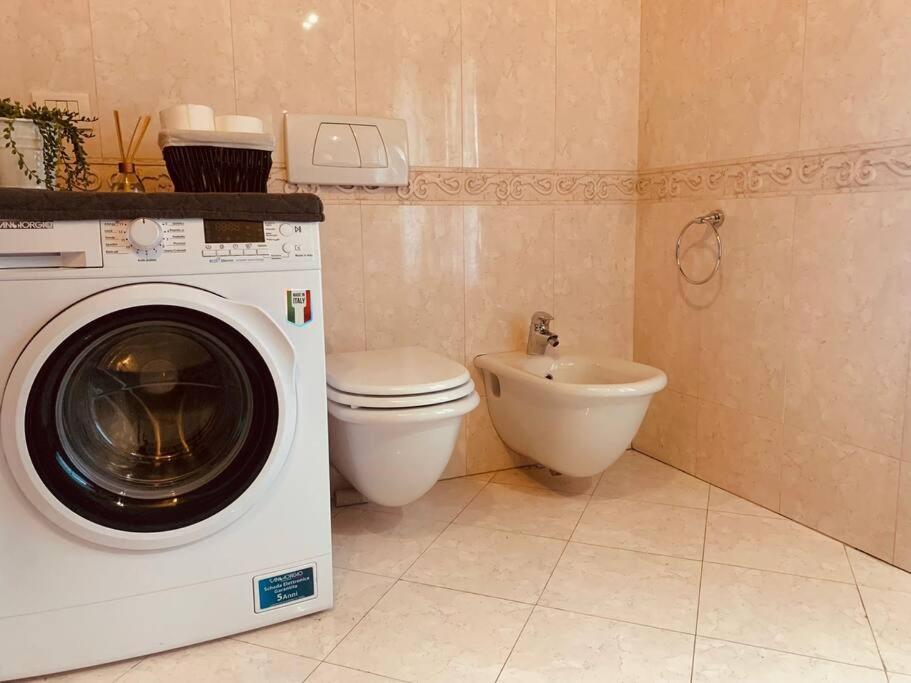 Benvenuti In Casa Peluca! Apartment Mestre Luaran gambar