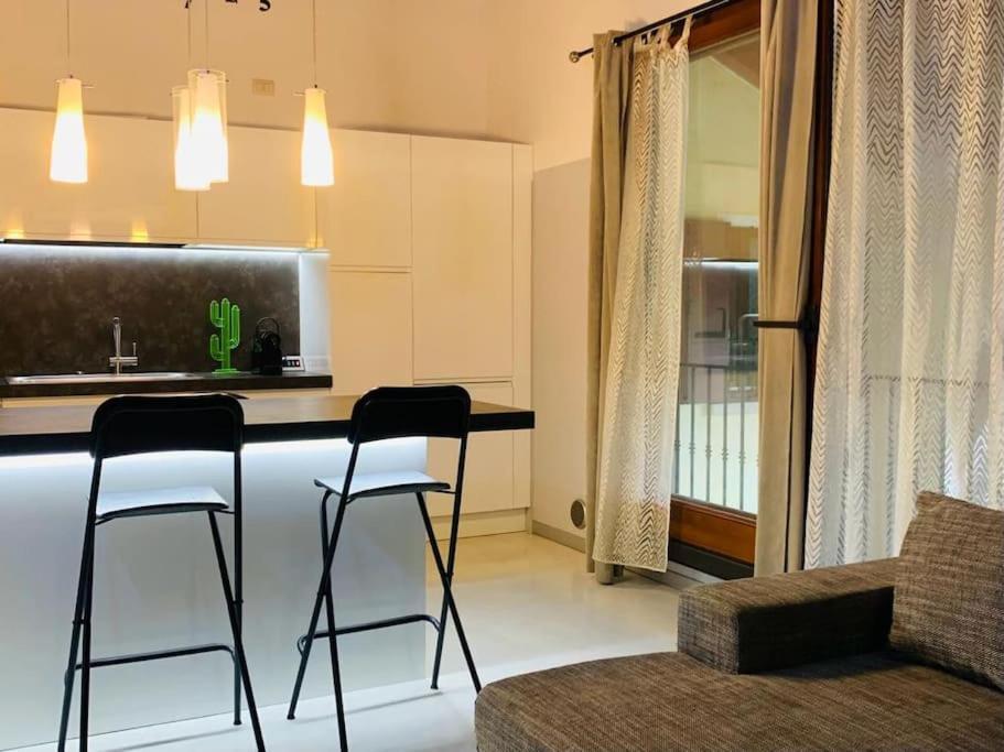 Benvenuti In Casa Peluca! Apartment Mestre Luaran gambar