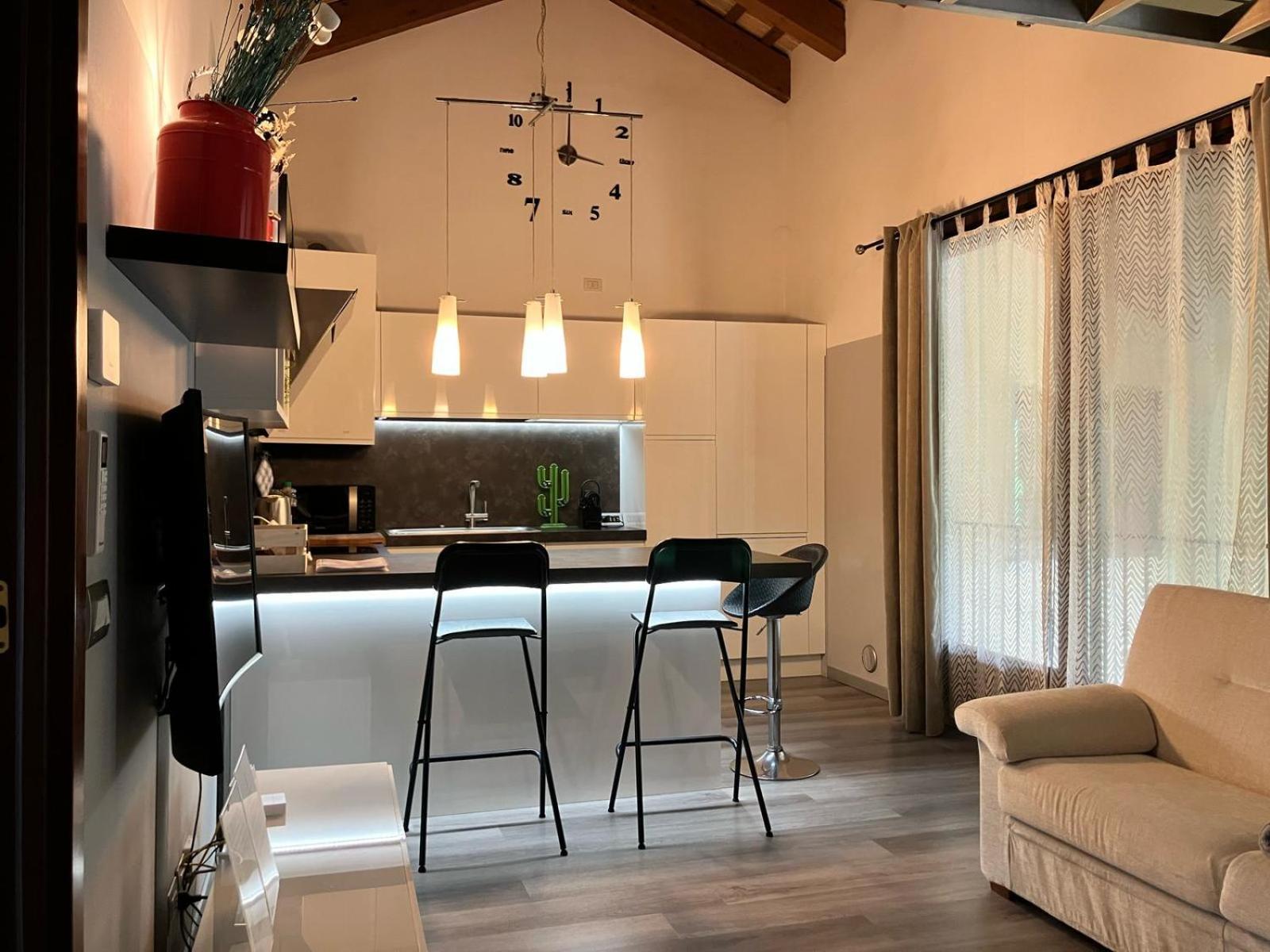 Benvenuti In Casa Peluca! Apartment Mestre Luaran gambar