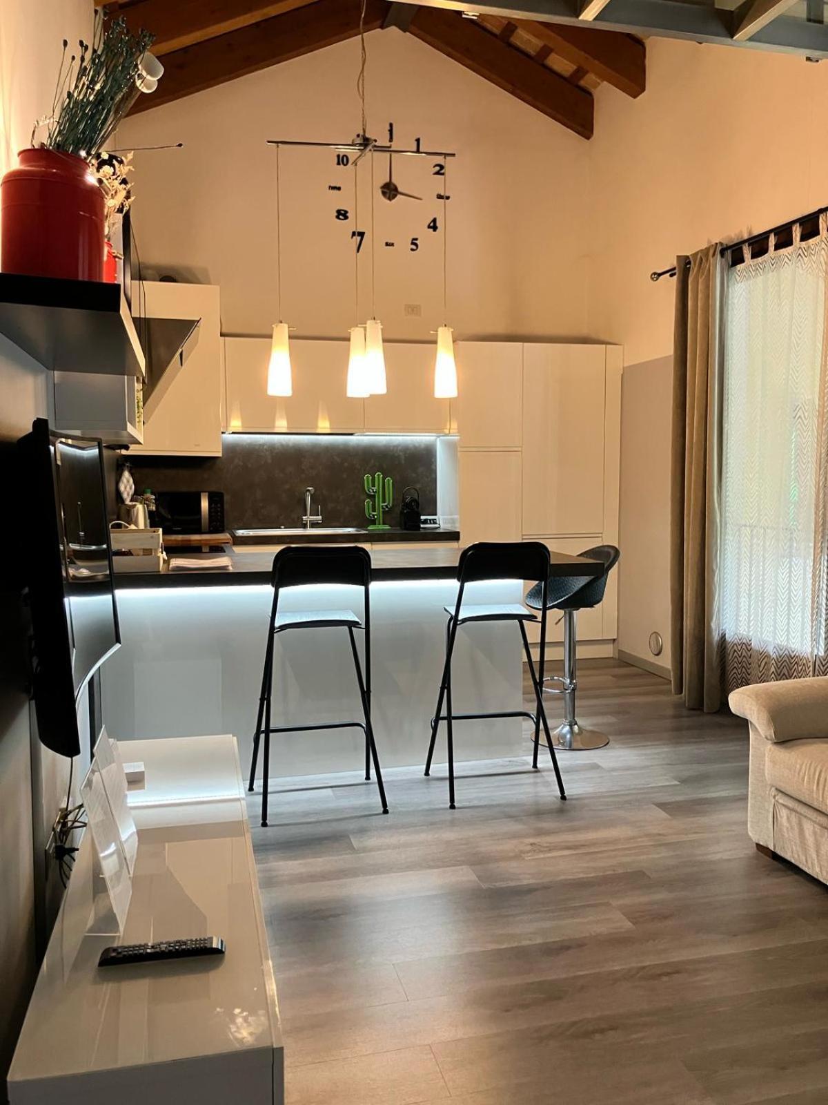 Benvenuti In Casa Peluca! Apartment Mestre Luaran gambar